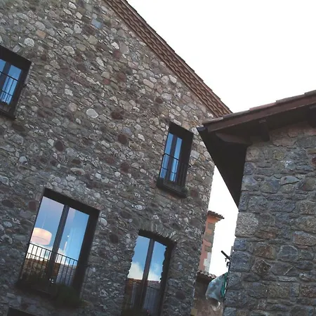 El Castell De La Pobla De Lillet (Adults Only) Villa Exterior photo