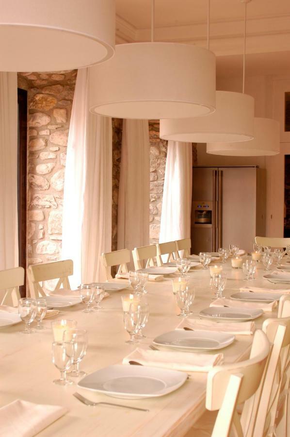 El Castell De (adults Only) * La Pobla de Lillet